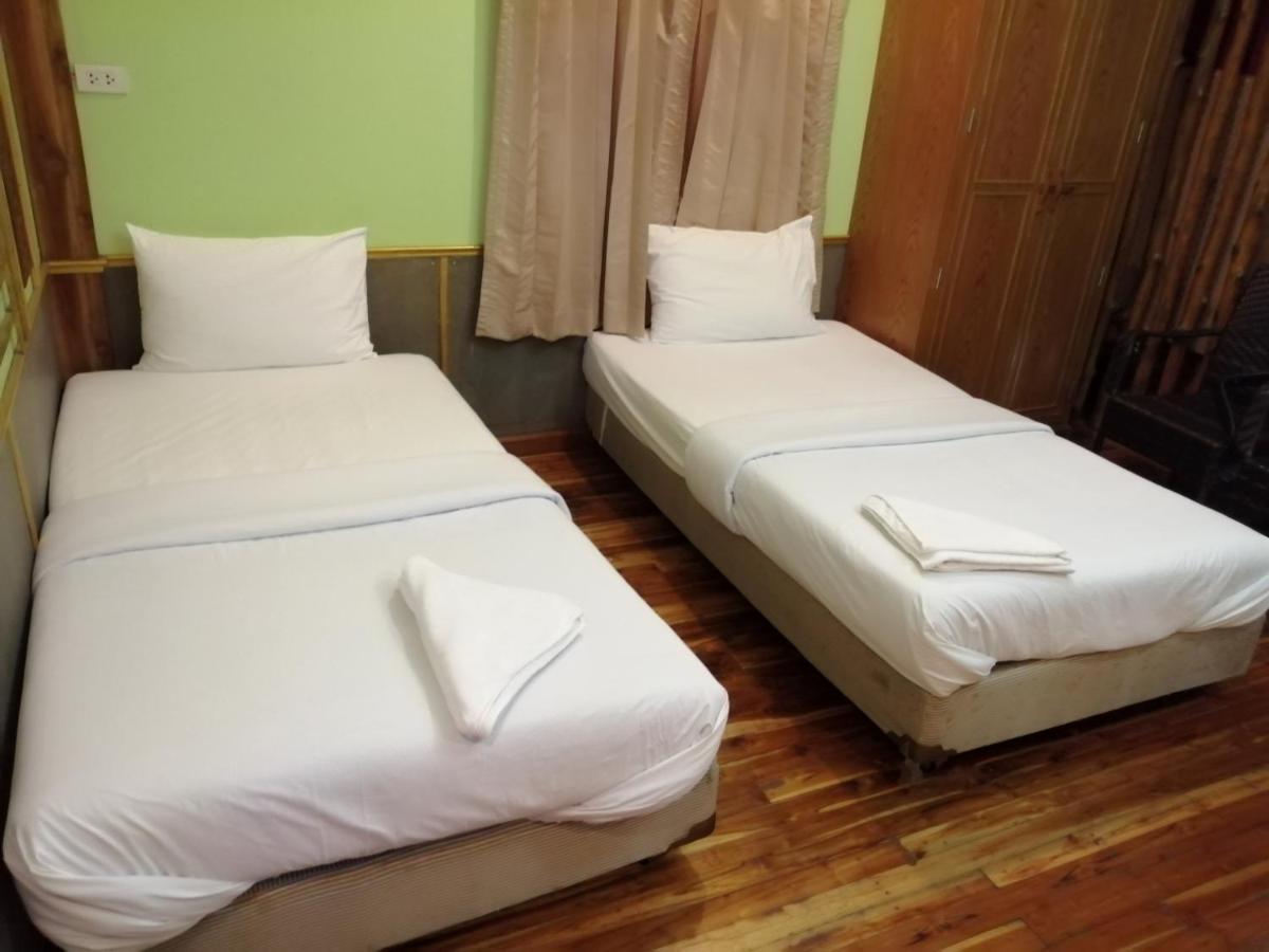 Nang Phraya Resort Phayuha Khirim Exteriér fotografie